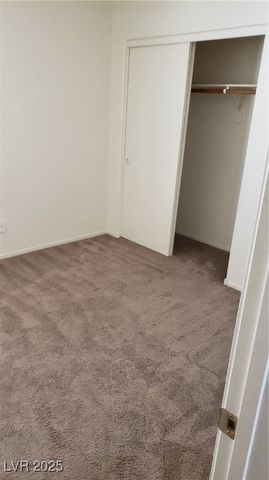 10384 MIDSEASON MIST Street ., Las Vegas, NV 89183