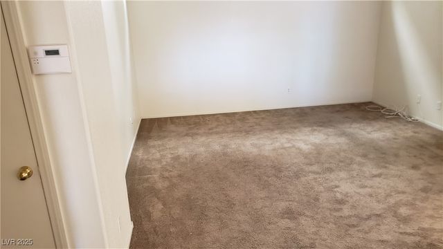 10384 MIDSEASON MIST Street ., Las Vegas, NV 89183