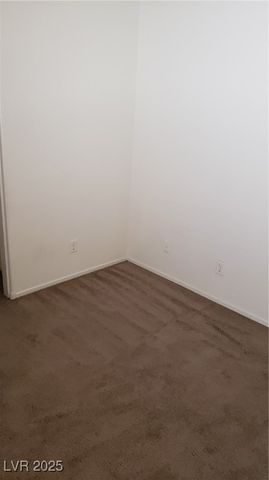 10384 MIDSEASON MIST Street ., Las Vegas, NV 89183