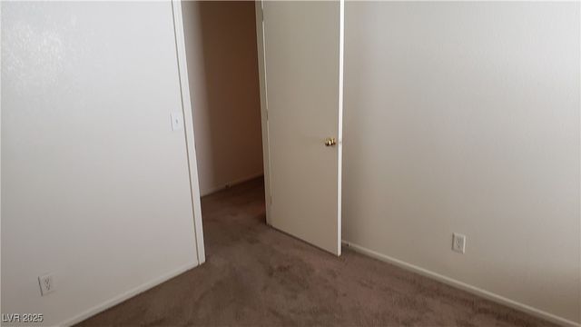 10384 MIDSEASON MIST Street ., Las Vegas, NV 89183