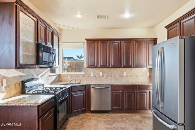 14470 LACOTA POINT Drive, El Paso, TX 79938