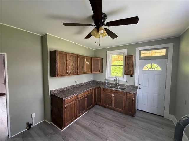 440 Highland, N Charleroi, PA 15022