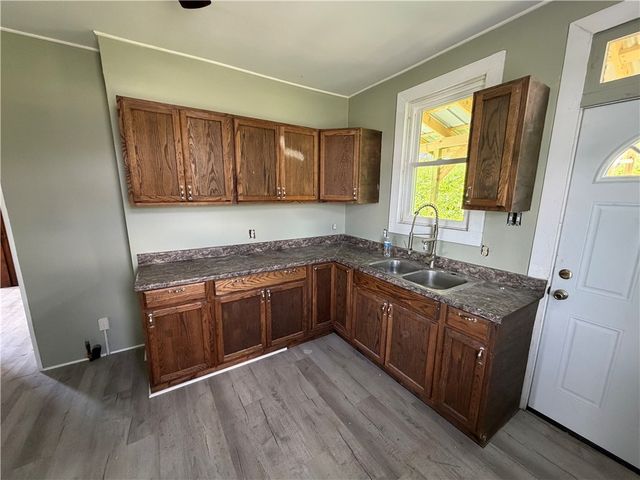 440 Highland, N Charleroi, PA 15022