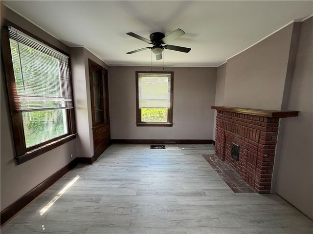 440 Highland, N Charleroi, PA 15022