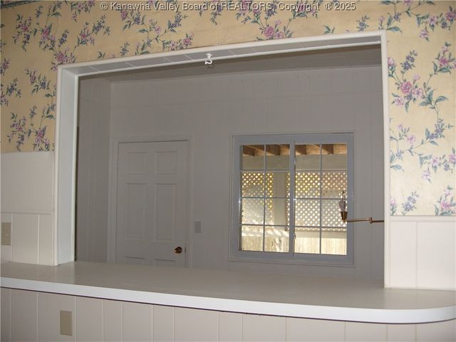 58 Spruce Street, Smithers, WV 25186