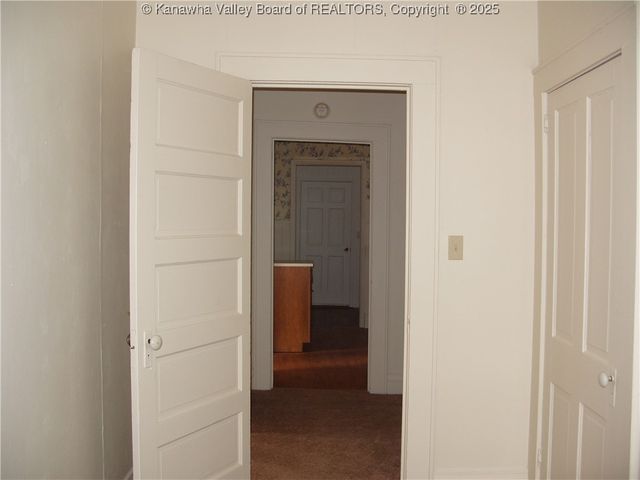 58 Spruce Street, Smithers, WV 25186