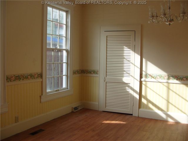 58 Spruce Street, Smithers, WV 25186