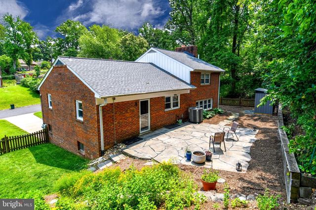 5812 PIEDMONT DR, Alexandria, VA 22310