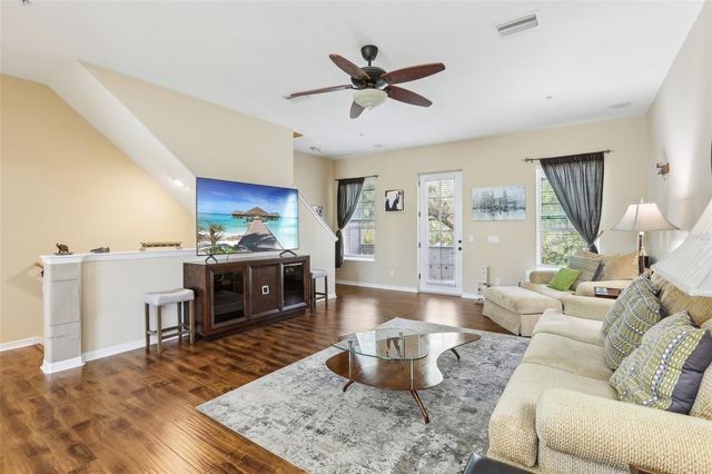 958 SOMBRA STREET, Tampa, FL 33619