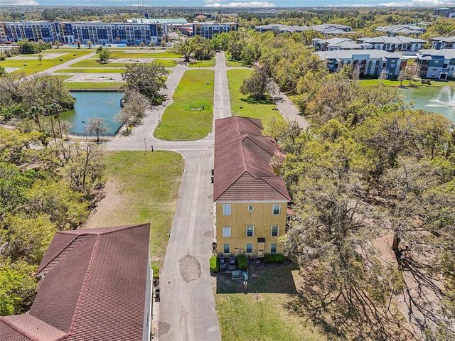 958 SOMBRA STREET, Tampa, FL 33619