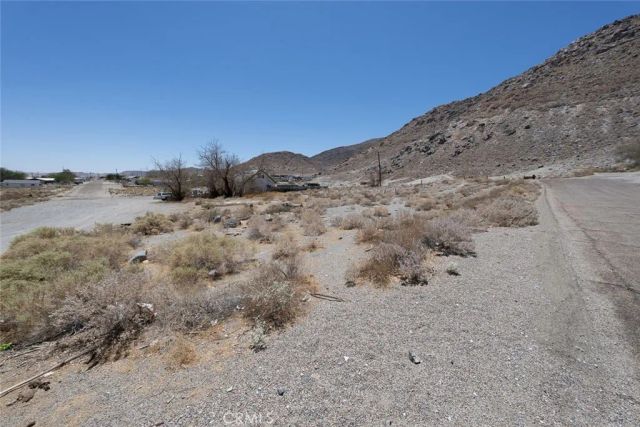 0 6th, Trona, CA 93562