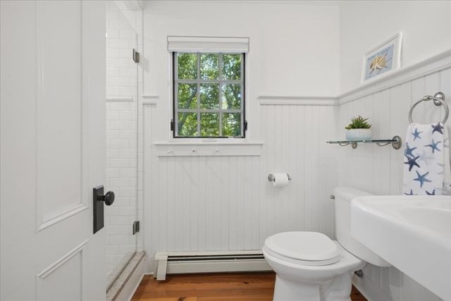 7 Brenton Road, Falmouth, MA 02556