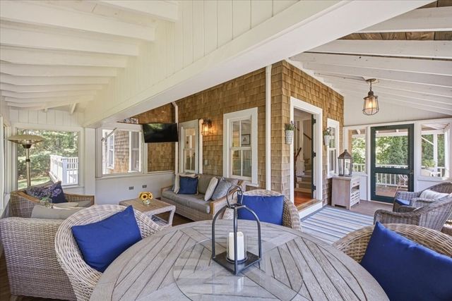 7 Brenton Road, Falmouth, MA 02556