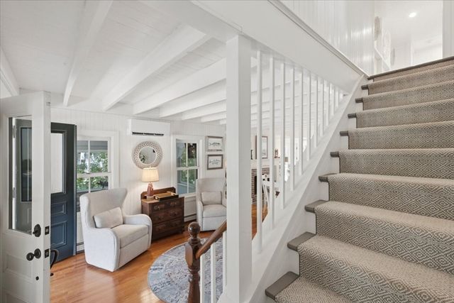 7 Brenton Road, Falmouth, MA 02556