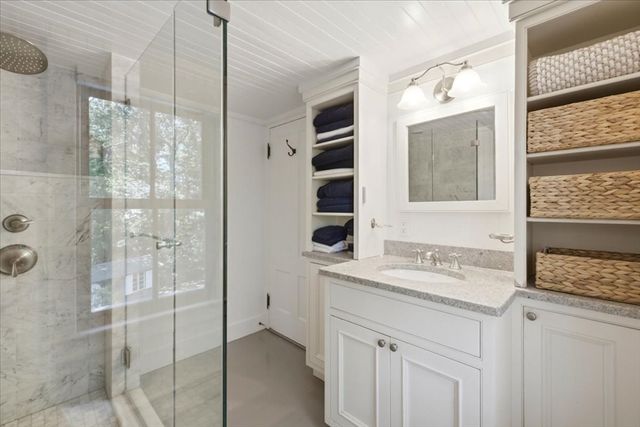 7 Brenton Road, Falmouth, MA 02556