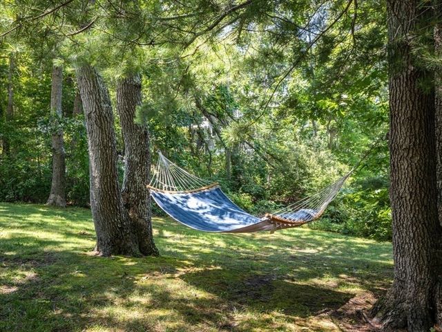7 Brenton Road, Falmouth, MA 02556