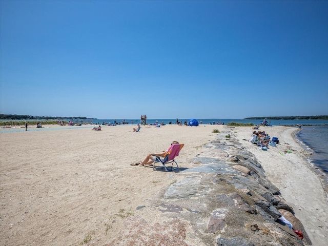 7 Brenton Road, Falmouth, MA 02556