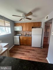 7837 DUNGAN RD #B, Philadelphia, PA 19111