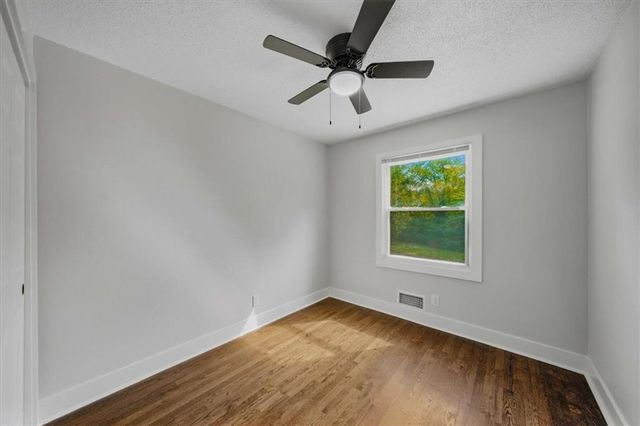 3912 E 47th Terrace, Kansas City, MO 64130