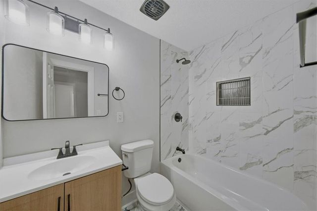 3912 E 47th Terrace, Kansas City, MO 64130