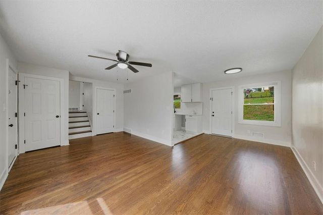 3912 E 47th Terrace, Kansas City, MO 64130