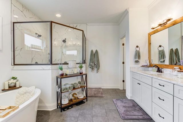 207 N CHINKAPIN DR, Atoka, TN 38004