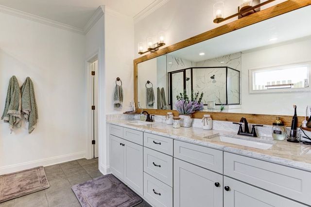 207 N CHINKAPIN DR, Atoka, TN 38004