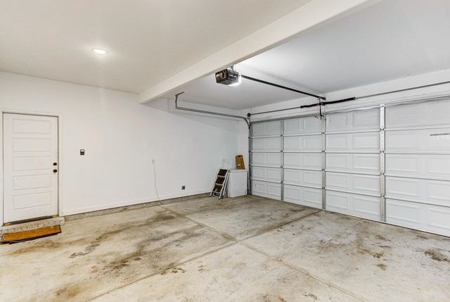 207 N CHINKAPIN DR, Atoka, TN 38004