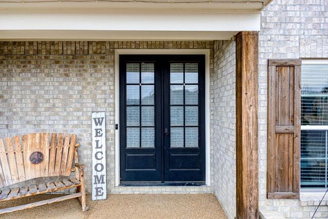 207 N CHINKAPIN DR, Atoka, TN 38004