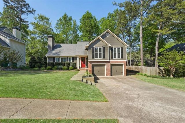 649 Radford Circle, Woodstock, GA 30188