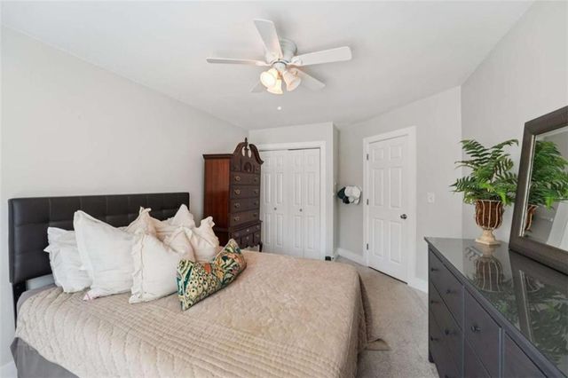 649 Radford Circle, Woodstock, GA 30188