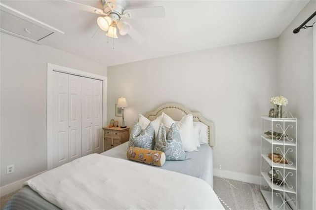 649 Radford Circle, Woodstock, GA 30188