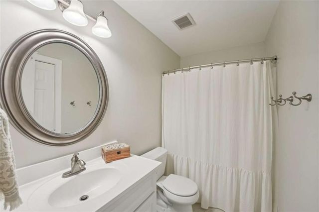 649 Radford Circle, Woodstock, GA 30188