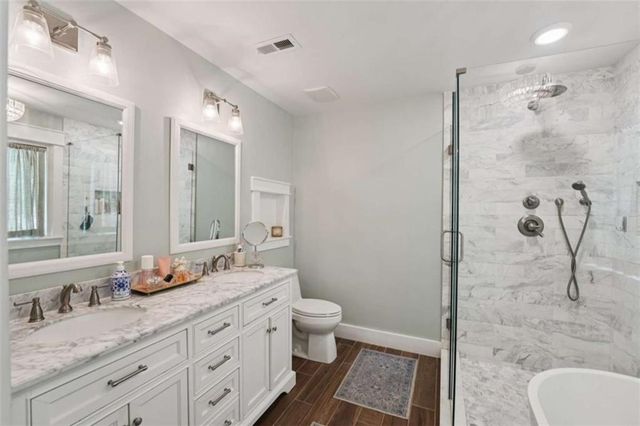 649 Radford Circle, Woodstock, GA 30188