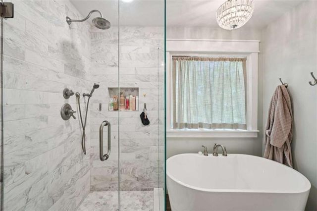 649 Radford Circle, Woodstock, GA 30188