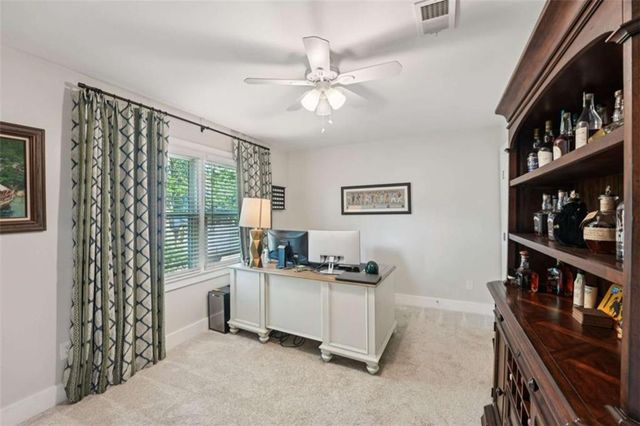 649 Radford Circle, Woodstock, GA 30188