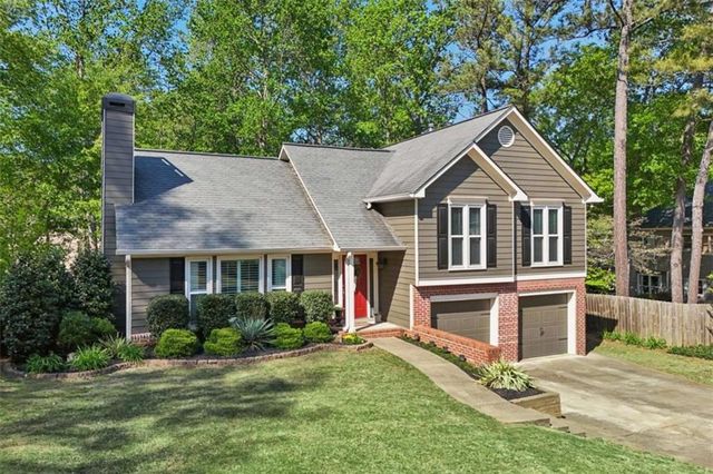 649 Radford Circle, Woodstock, GA 30188