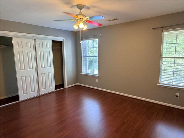 4715 Lunsford Hollow Lane, Friendswood, TX 77546