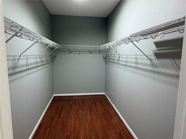 4715 Lunsford Hollow Lane, Friendswood, TX 77546