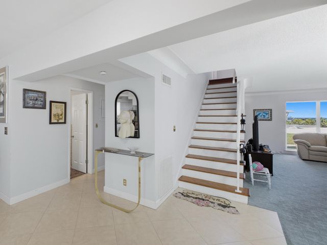 1735 N FORT LAUDERDALE BEACH Boulevard, Fort Lauderdale, FL 33305