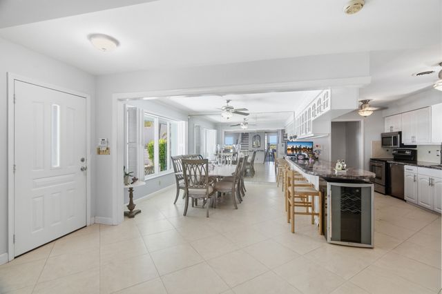 1735 N FORT LAUDERDALE BEACH Boulevard, Fort Lauderdale, FL 33305