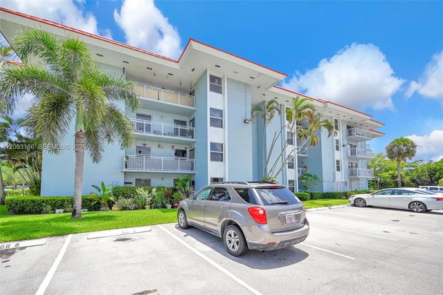 505 S Pine Island Road B102, Plantation, FL 33324