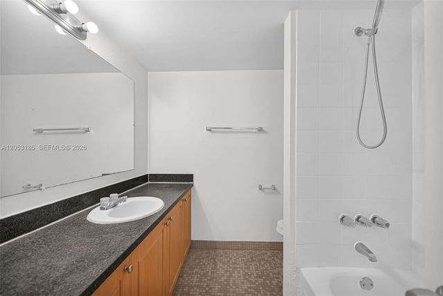 505 S Pine Island Road B102, Plantation, FL 33324