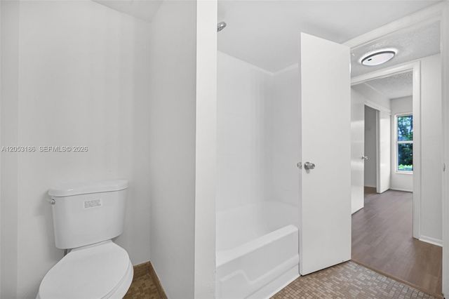 505 S Pine Island Road B102, Plantation, FL 33324