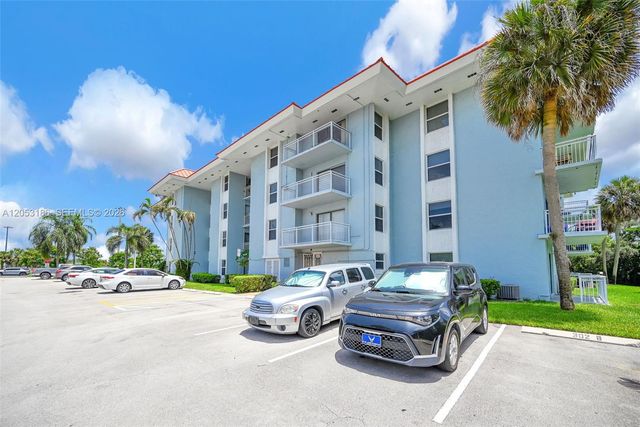 505 S Pine Island Road B102, Plantation, FL 33324