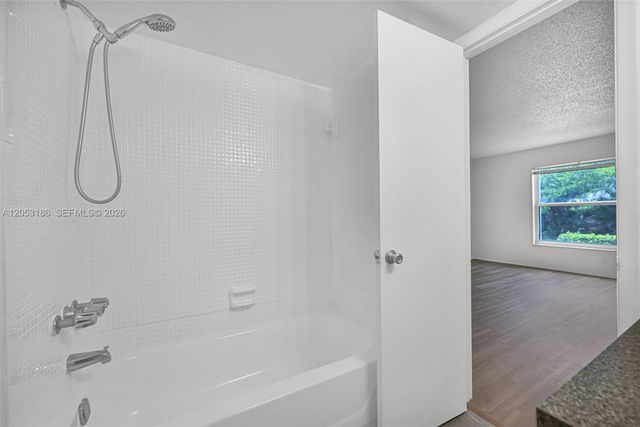 505 S Pine Island Road B102, Plantation, FL 33324