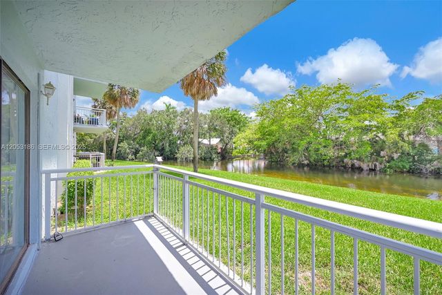 505 S Pine Island Road B102, Plantation, FL 33324
