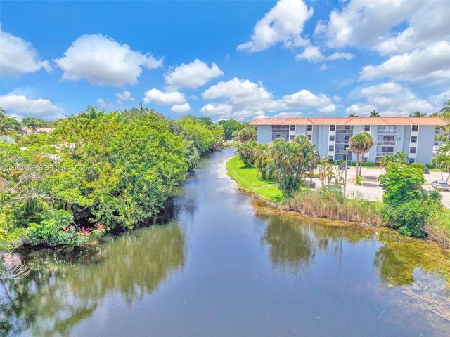 505 S Pine Island Road B102, Plantation, FL 33324