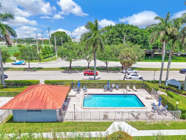 505 S Pine Island Road B102, Plantation, FL 33324