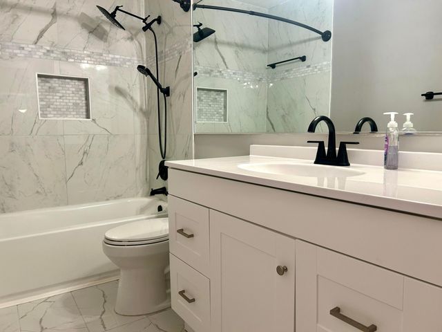 4802 Roxbury Court, Boynton Beach, FL 33436